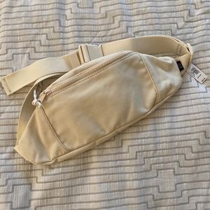 Gap Fanny Pack